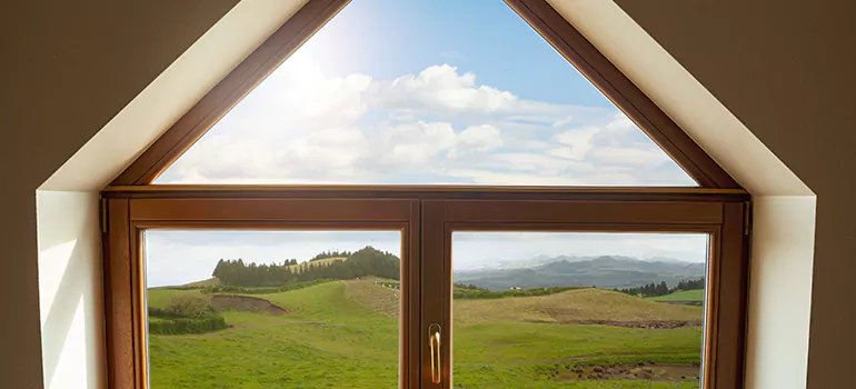 Trapezoid Window Maintenance in West Melbourne, FL